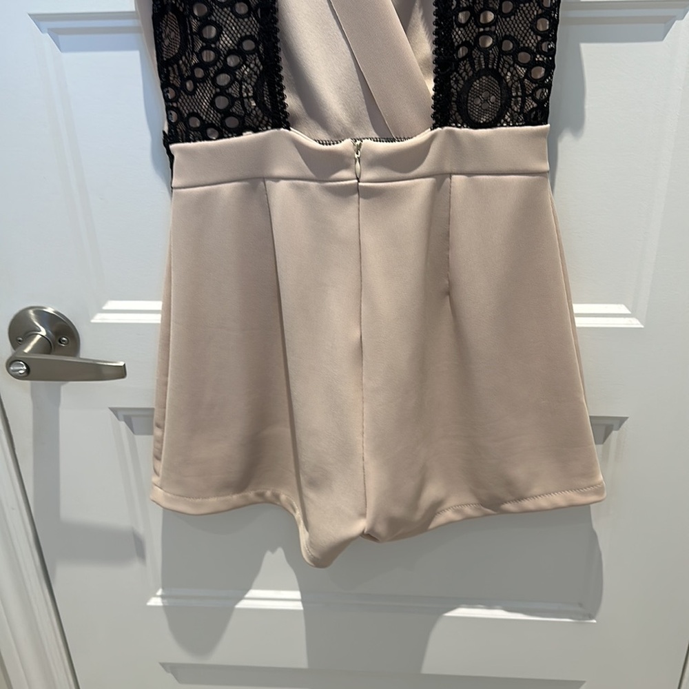 Romper black lace open back - Picture 6 of 6